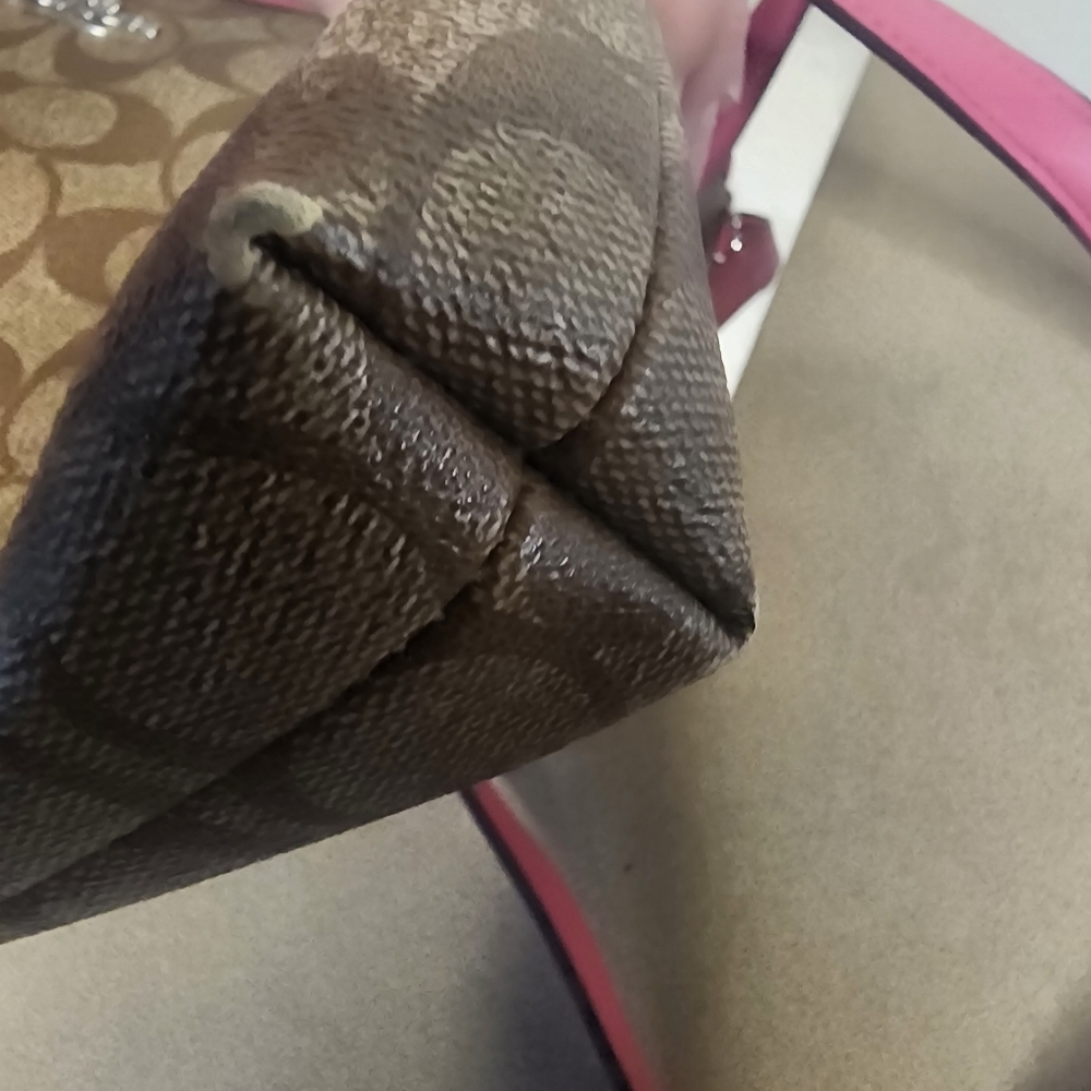 Coach File Signature Crossbody - Picture 13 of 14